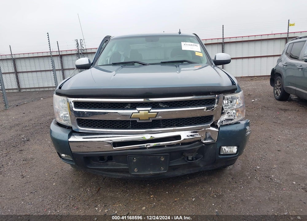 2011 CHEVROLET SILVERADO VIN: 1GCRCSE08BZ440582