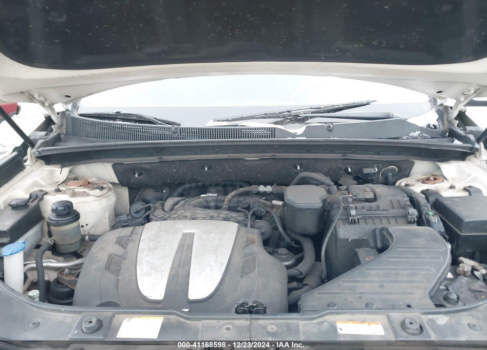 2011 KIA SORENTO VIN: 5XYKT4A29BG147373