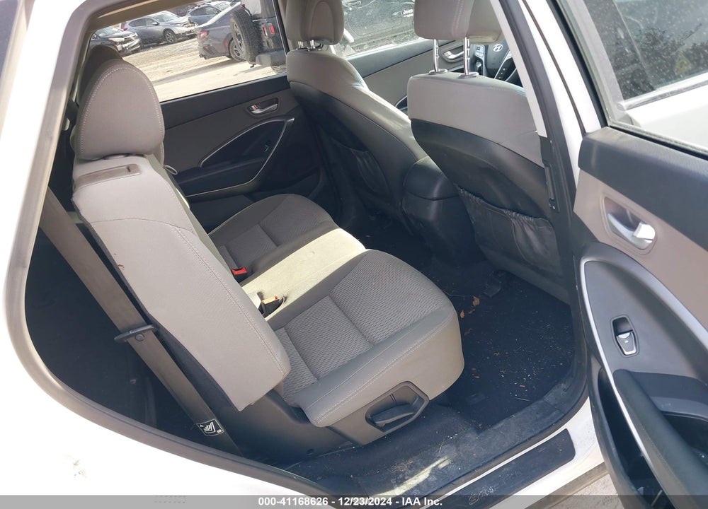 2017 HYUNDAI SANTA FE SE VIN: KM8SMDHF7HU209961
