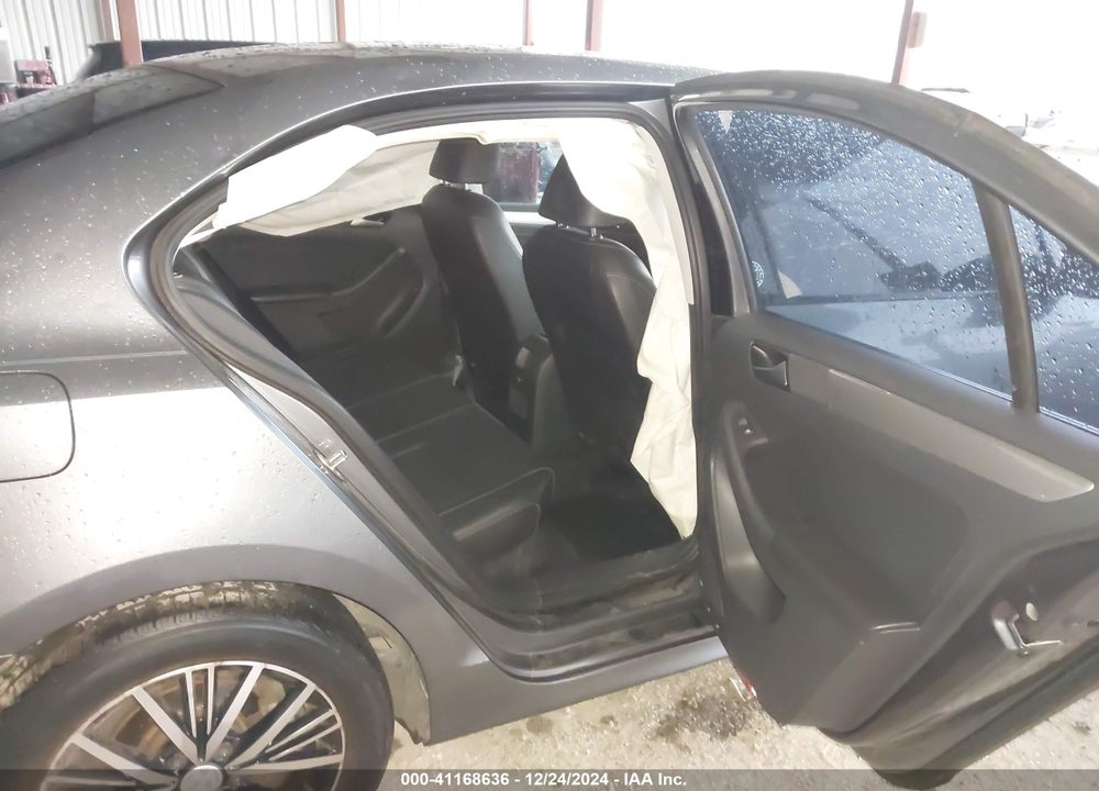 2018 VOLKSWAGEN JETTA 1.4T SE/1.4T WOLFSBURG EDITION VIN: 3VWDB7AJ1JM204992