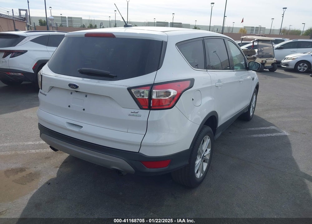 2017 FORD ESCAPE SE VIN: 1FMCU0GD3HUD42424