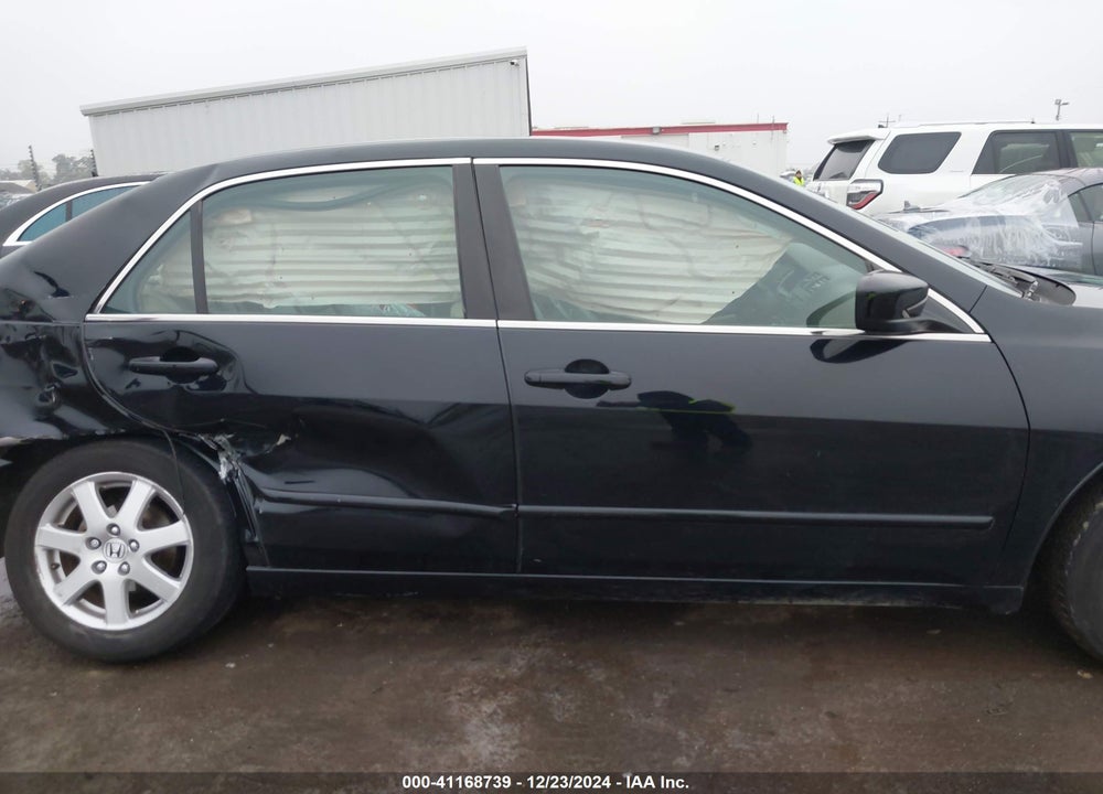 2005 HONDA ACCORD 3.0 EX VIN: 1HGCM66515A052702