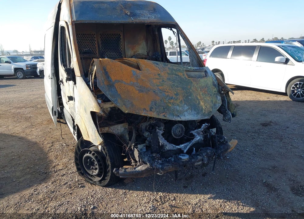 2014 MERCEDES-BENZ SPRINTER S VIN: WD3PE7DC6E5903223