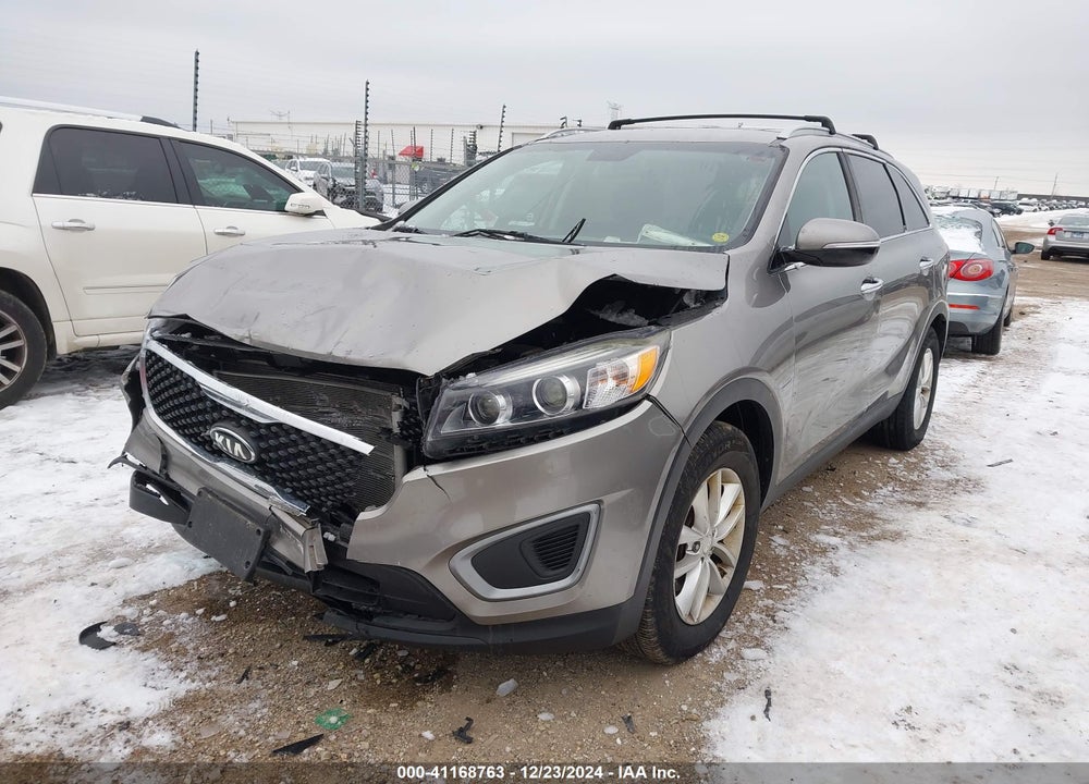 2016 KIA SORENTO VIN: 5XYPG4A51GG071532