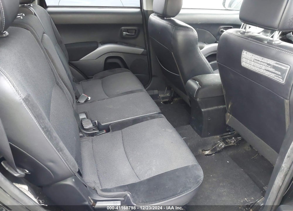 2011 MITSUBISHI OUTLANDER VIN: JA4JT3AW2BU042496