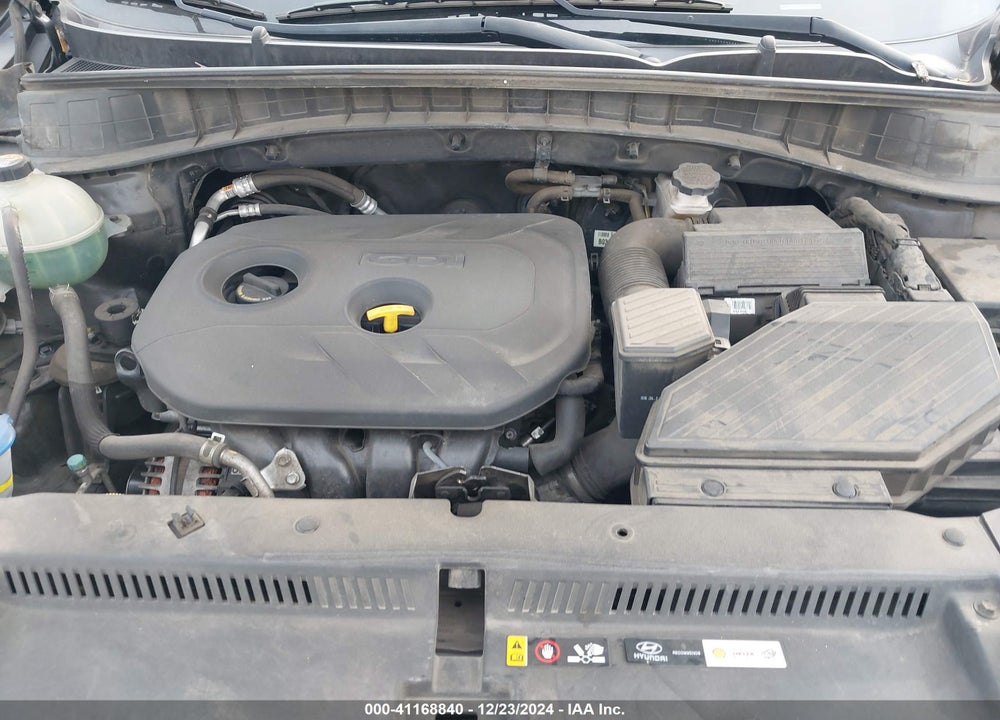 2016 HYUNDAI TUCSON SE VIN: KM8J33A48GU240555