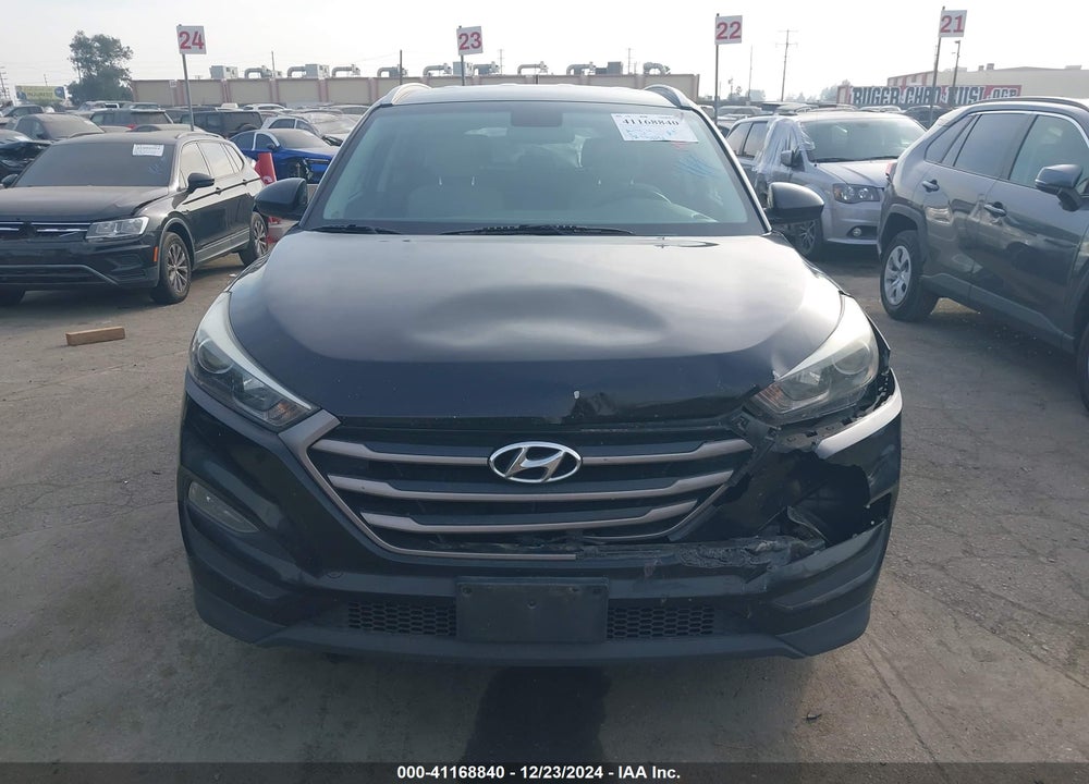 2016 HYUNDAI TUCSON SE VIN: KM8J33A48GU240555