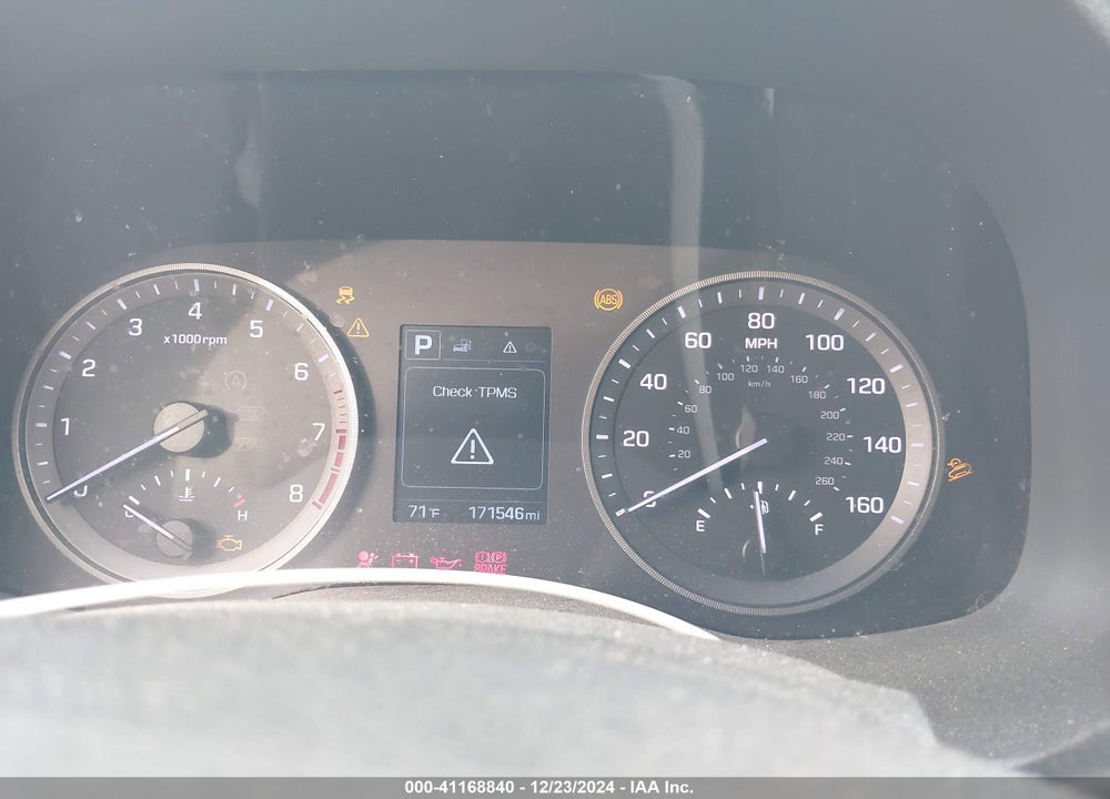 2016 HYUNDAI TUCSON SE VIN: KM8J33A48GU240555