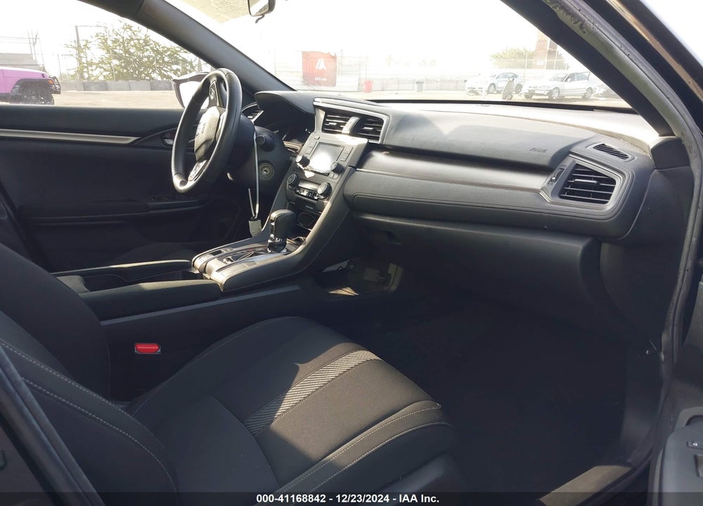 2019 HONDA CIVIC LX VIN: SHHFK7H32KU406375