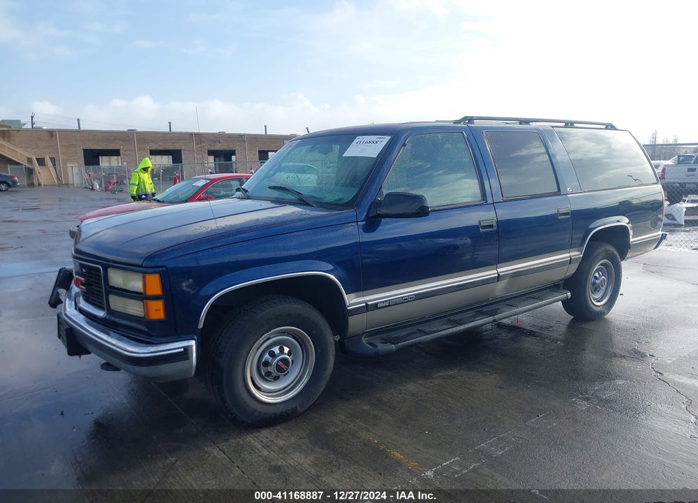 1999 GMC SUBURBAN 2500 SL VIN: 3GKGC26JXXG542539