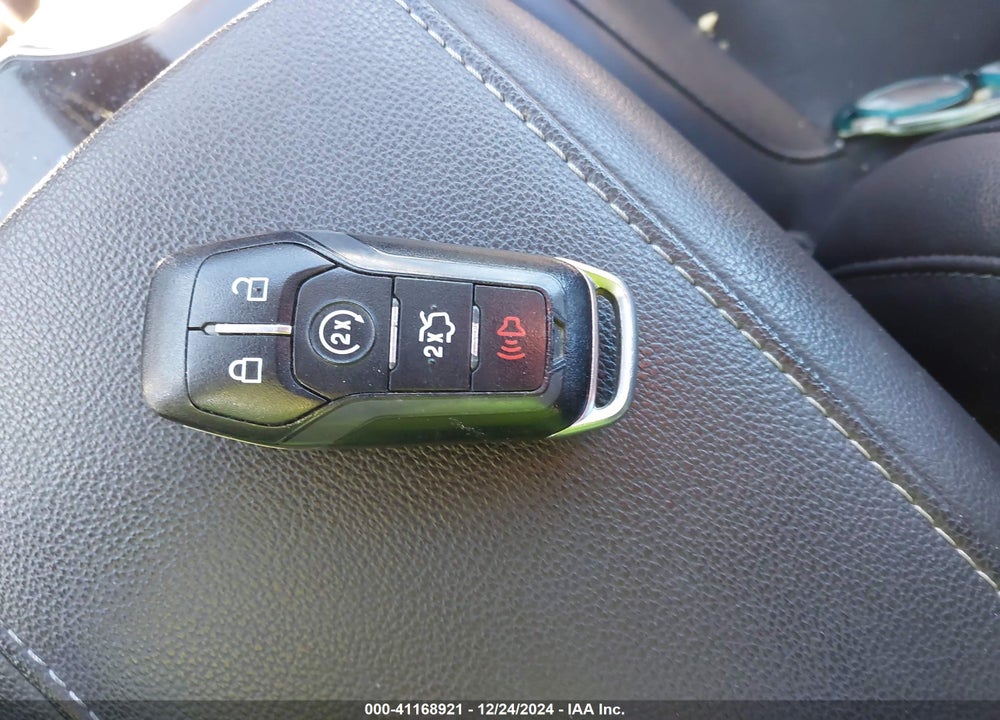 2015 FORD FUSION HYBRID TITANIUM VIN: 3FA6P0RU8FR124365
