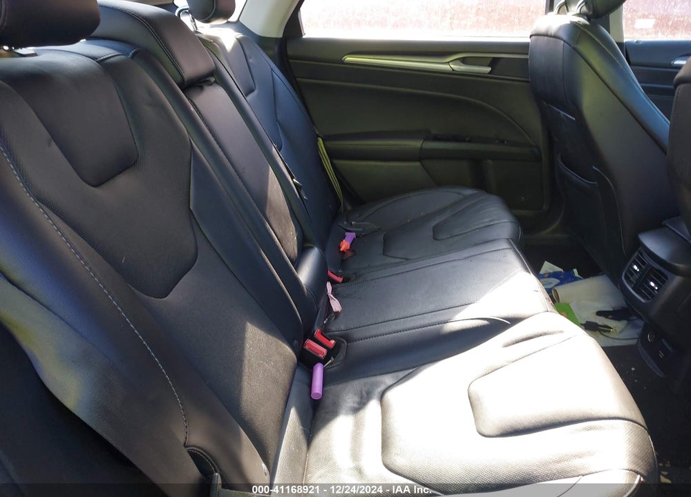 2015 FORD FUSION HYBRID TITANIUM VIN: 3FA6P0RU8FR124365