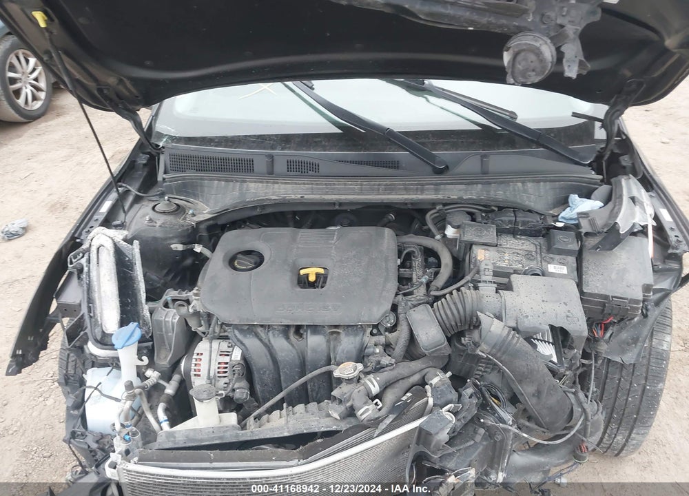 2019 KIA FORTE LXS VIN: 3KPF24AD0KE118301
