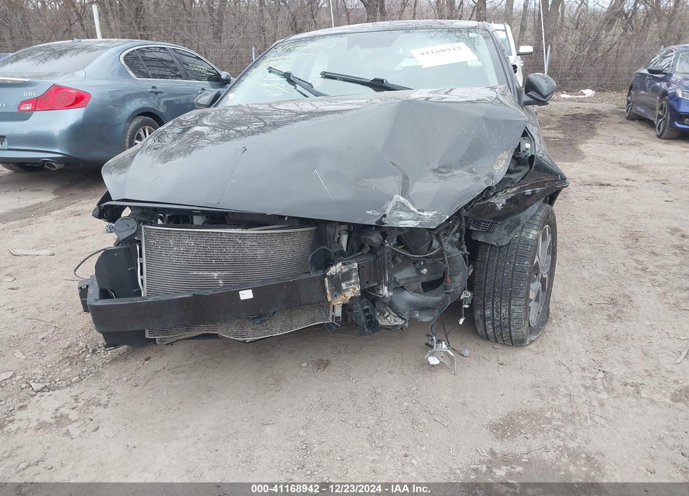 2019 KIA FORTE LXS VIN: 3KPF24AD0KE118301