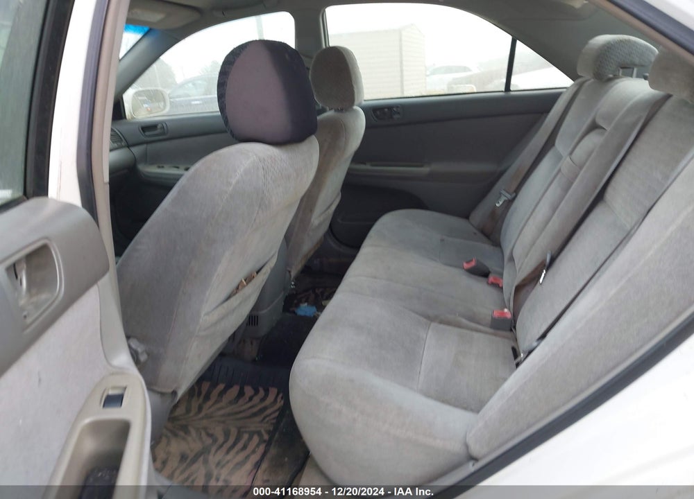 2002 TOYOTA CAMRY LE VIN: 4T1BE32K82U085140