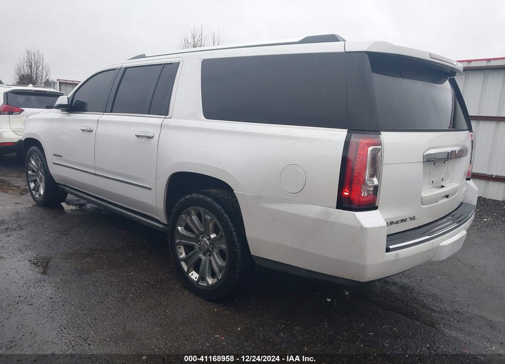 2016 GMC YUKON XL DENALI VIN: 1GKS2HKJ3GR425407