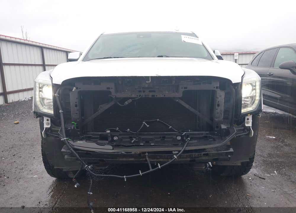 2016 GMC YUKON XL DENALI VIN: 1GKS2HKJ3GR425407