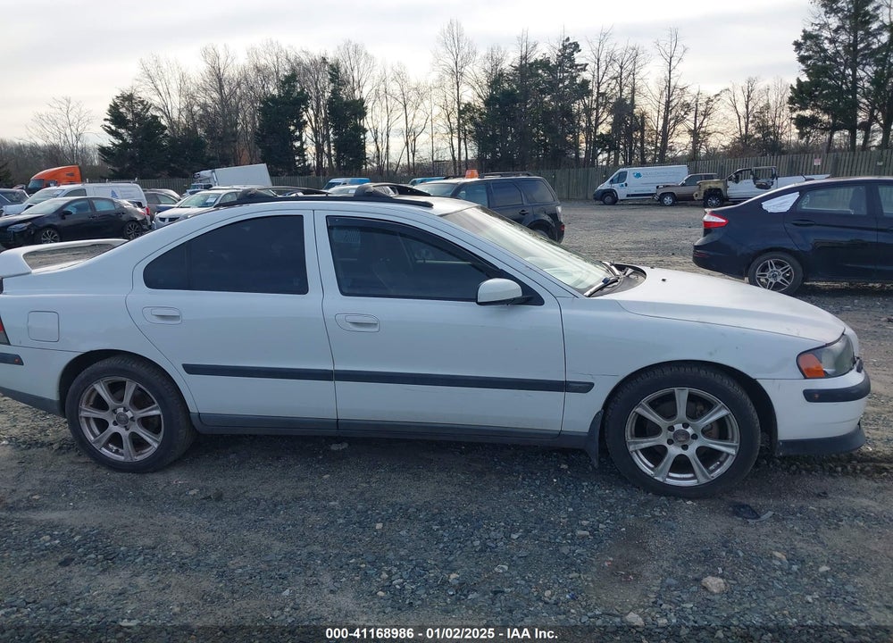 2004 VOLVO S60 2.5T VIN: YV1RS59VX42393832