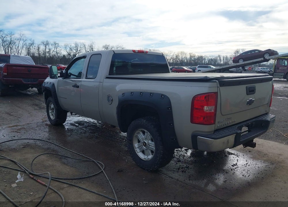 2009 CHEVROLET SILVERADO 1500 LT VIN: 1GCEK29089Z112424