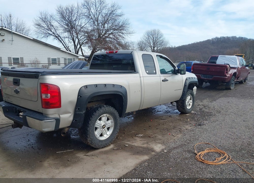 2009 CHEVROLET SILVERADO 1500 LT VIN: 1GCEK29089Z112424