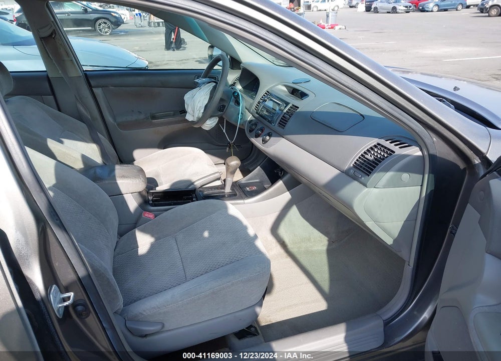 2004 TOYOTA CAMRY LE VIN: 4T1BE32K54U921764