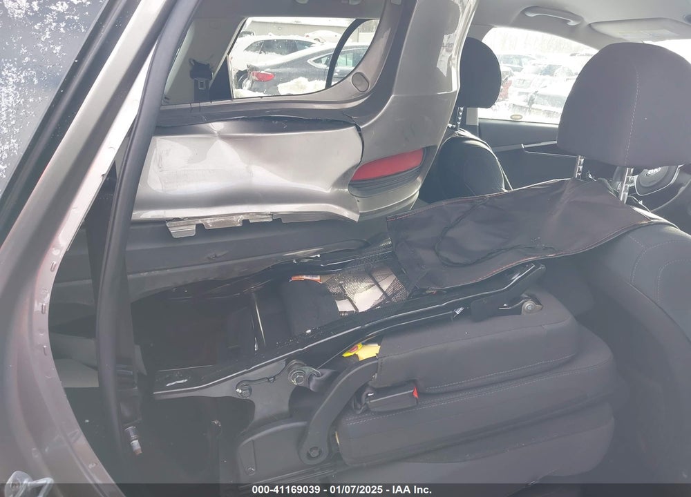 2019 KIA SORENTO 2.4L L VIN: 5XYPG4A32KG432452
