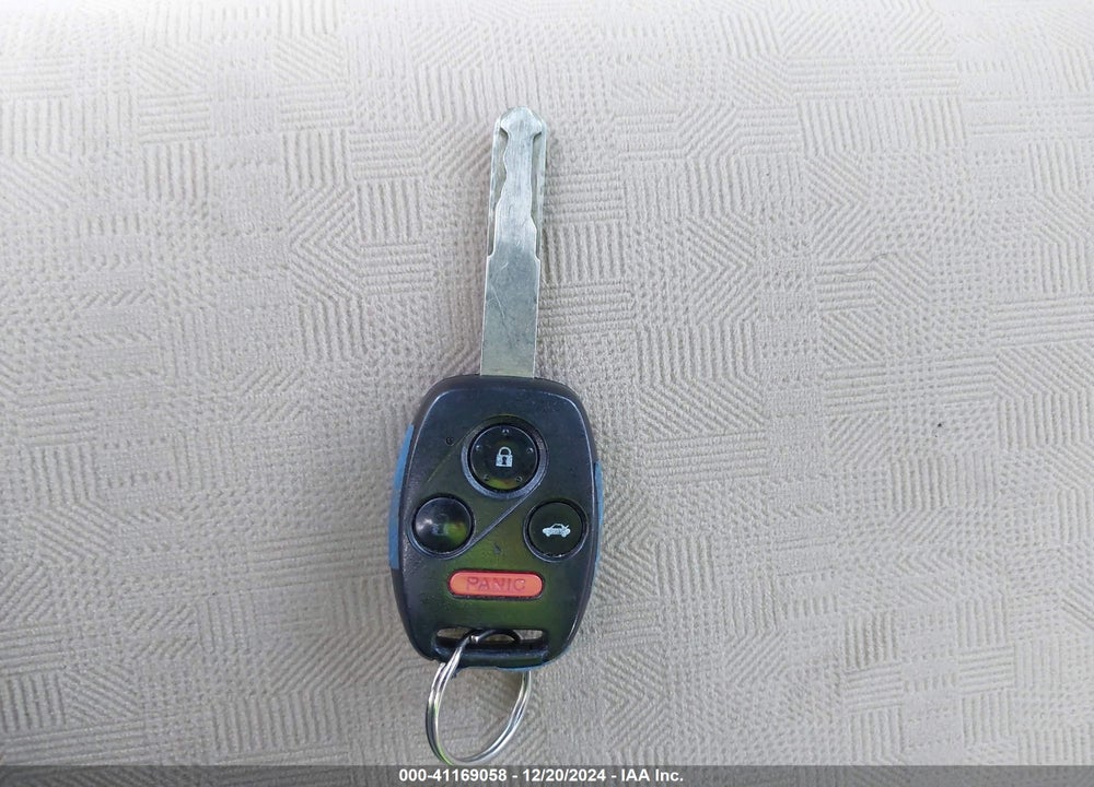 2003 HONDA ACCORD 2.4 EX VIN: JHMCM56673C071420