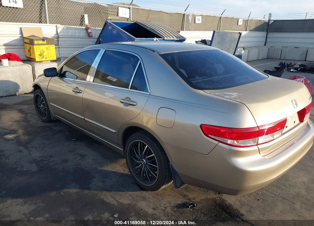 2003 HONDA ACCORD 2.4 EX VIN: JHMCM56673C071420