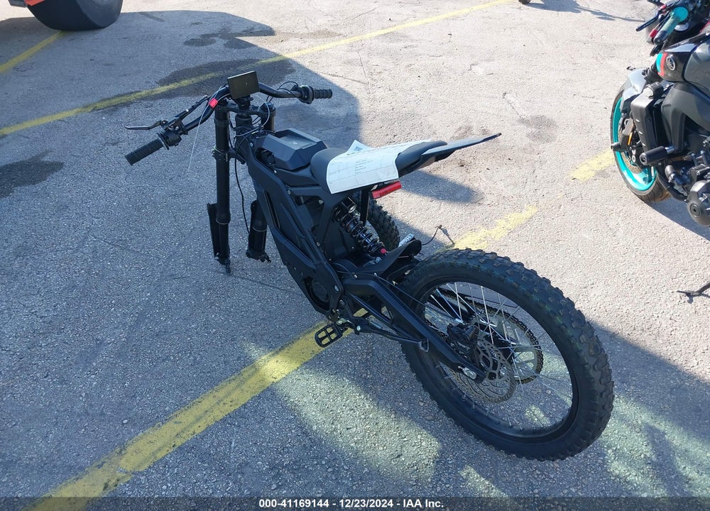 2024 ELECTRIC E BIKE XP TRIKE VIN: ERPEAE029R1007759