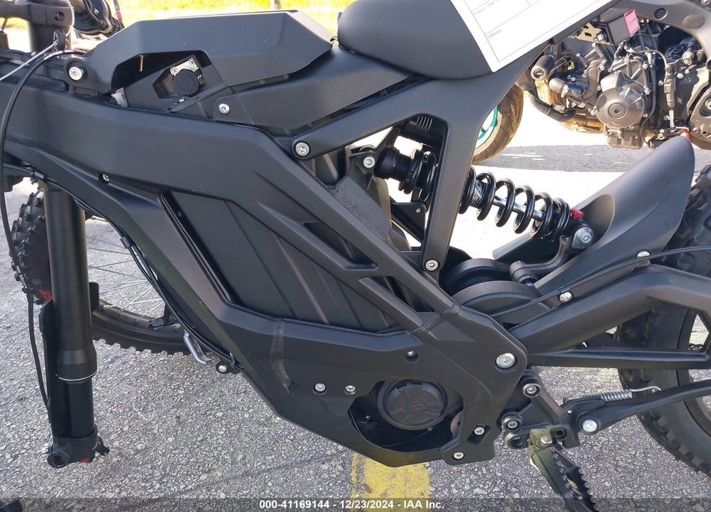 2024 ELECTRIC E BIKE XP TRIKE VIN: ERPEAE029R1007759