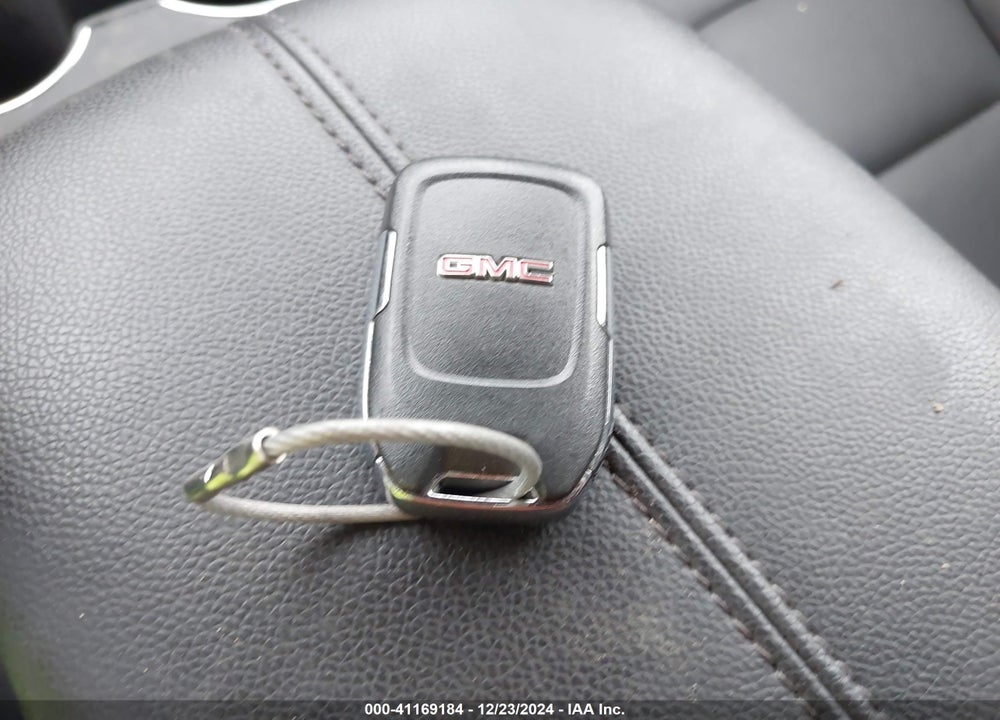 2024 GMC TERRAIN FWD SLT VIN: 3GKALPEG5RL231331