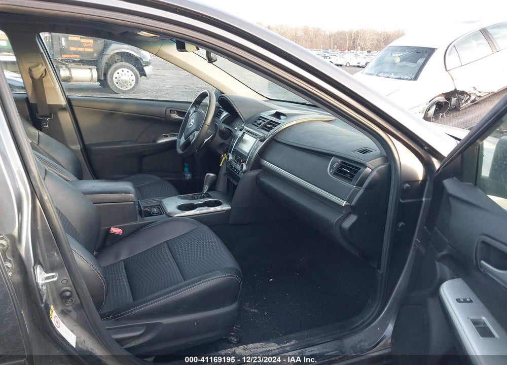 2012 TOYOTA CAMRY SE VIN: 4T1BF1FK2CU141988