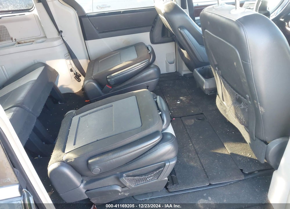 2010 CHRYSLER TOWN & COUNTRY TOURING PLUS VIN: 2A4RR8DX9AR496209