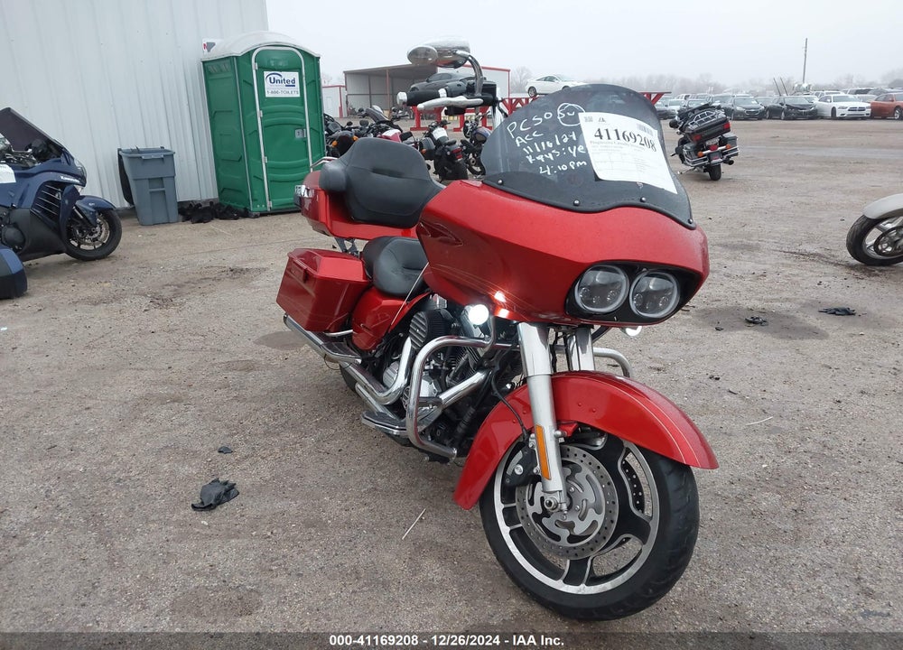 2013 HARLEY-DAVIDSON FLTRX ROAD GLIDE CUSTOM VIN: 1HD1KHM16DB605861