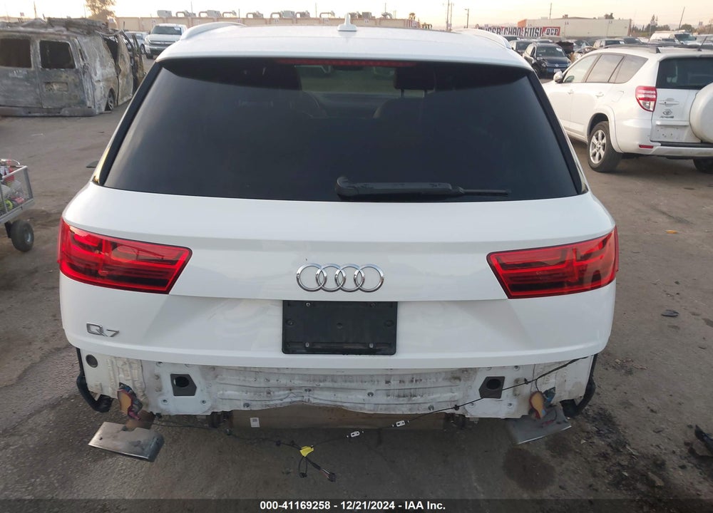 2019 AUDI Q7 45 PREMIUM VIN: WA1AHAF78KD019280
