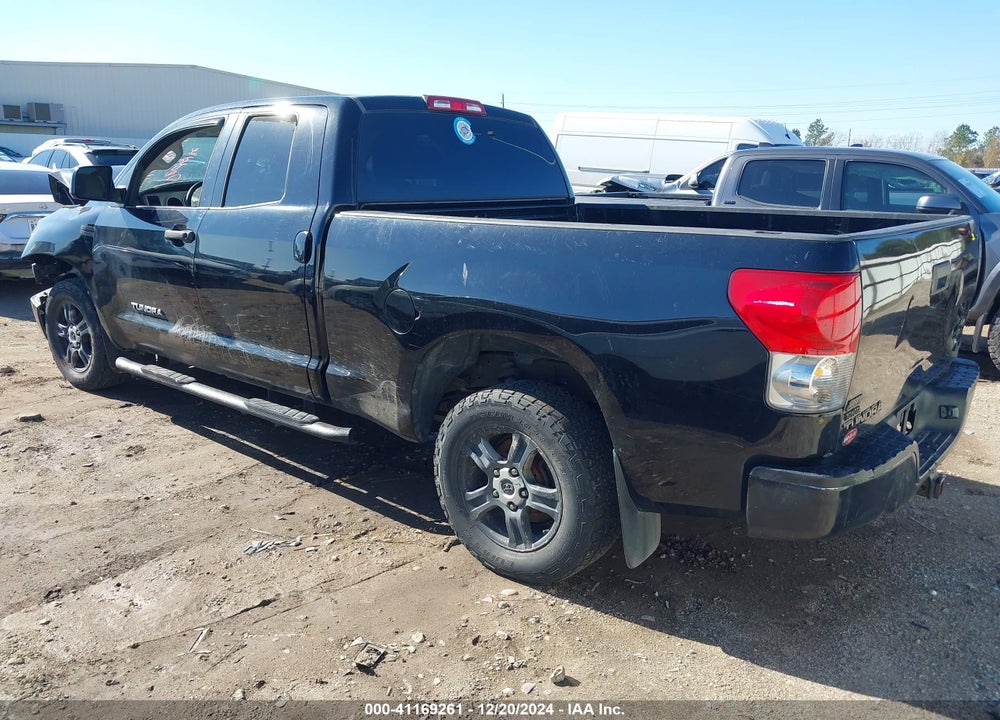 2008 TOYOTA TUNDRA BASE 5.7L V8 VIN: 5TBBV541X8S511453