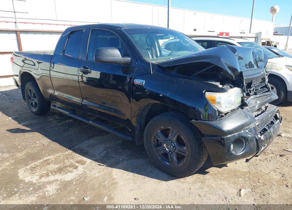 2008 TOYOTA TUNDRA BASE 5.7L V8 VIN: 5TBBV541X8S511453
