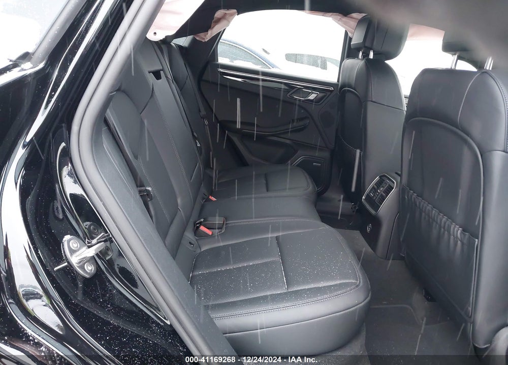 2024 PORSCHE MACAN T VIN: WP1AA2A56RLB10620