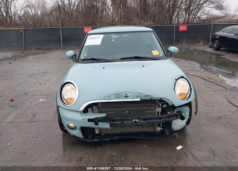 2012 MINI COOPER VIN: WMWSU3C54CT541901