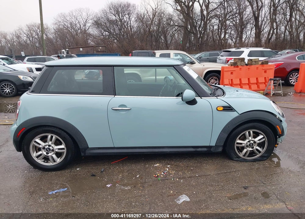 2012 MINI COOPER VIN: WMWSU3C54CT541901