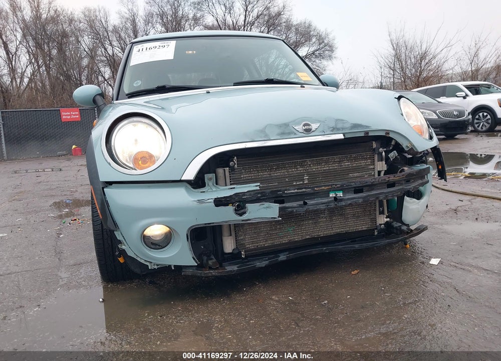 2012 MINI COOPER VIN: WMWSU3C54CT541901