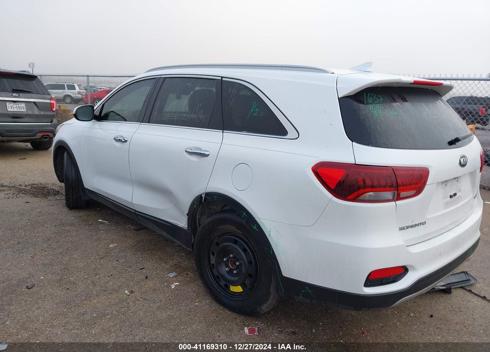 2019 KIA SORENTO 3.3L EX VIN: 5XYPH4A55KG500564