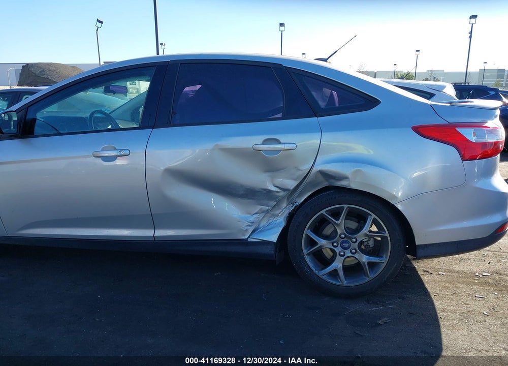 2013 FORD FOCUS SE VIN: 1FADP3F28DL210931