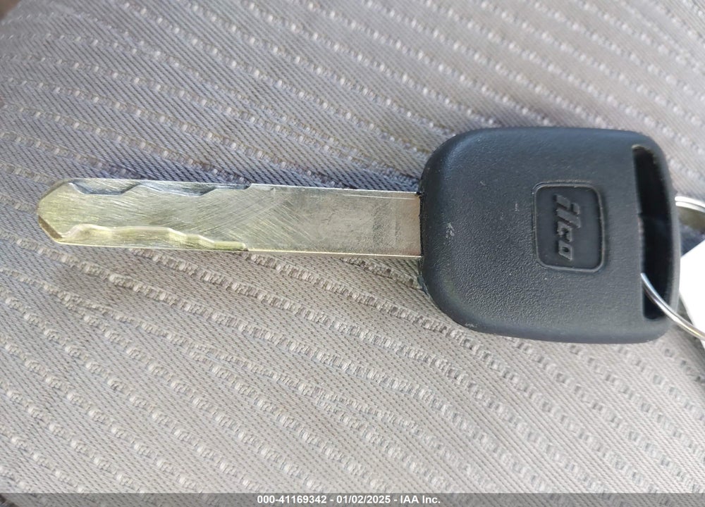 2011 HONDA PILOT EX VIN: 5FNYF3H40BB006217