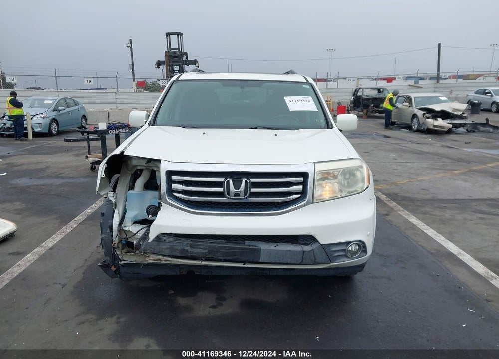 2013 HONDA PILOT TOURING VIN: 5FNYF3H90DB015501