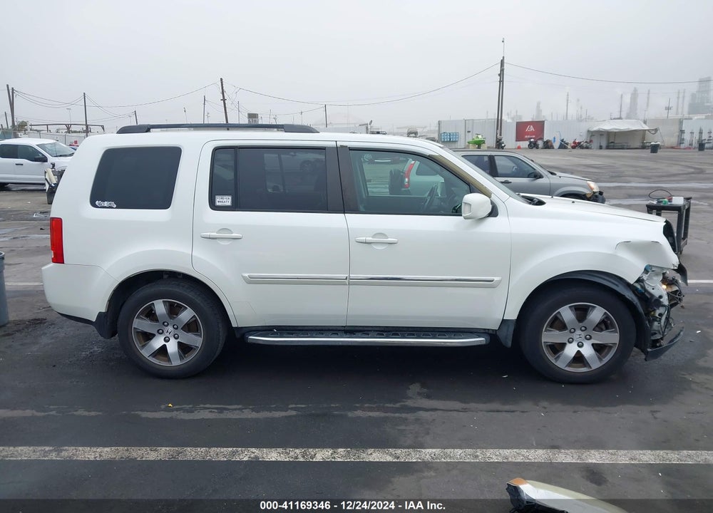 2013 HONDA PILOT TOURING VIN: 5FNYF3H90DB015501