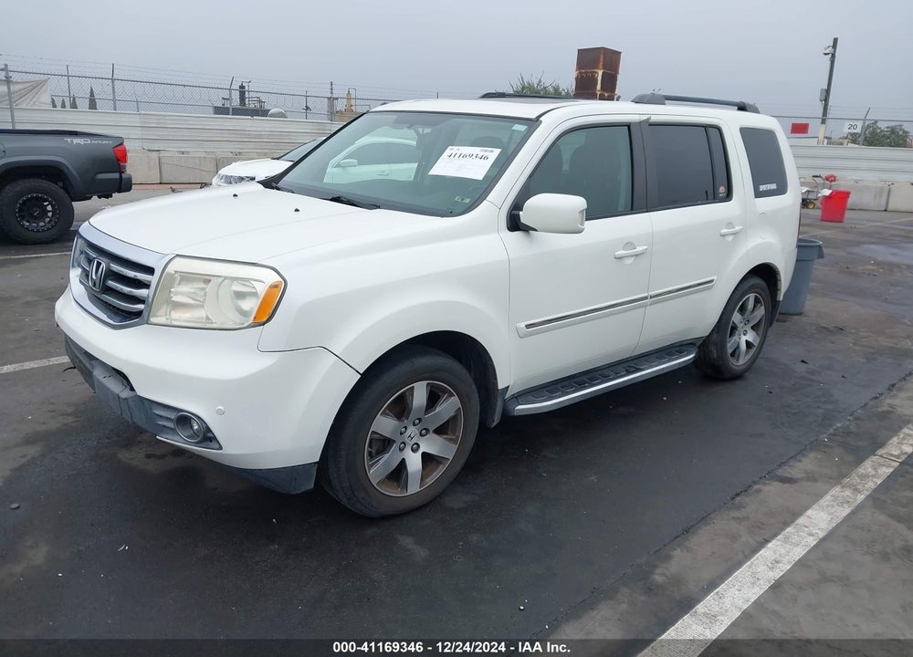 2013 HONDA PILOT TOURING VIN: 5FNYF3H90DB015501