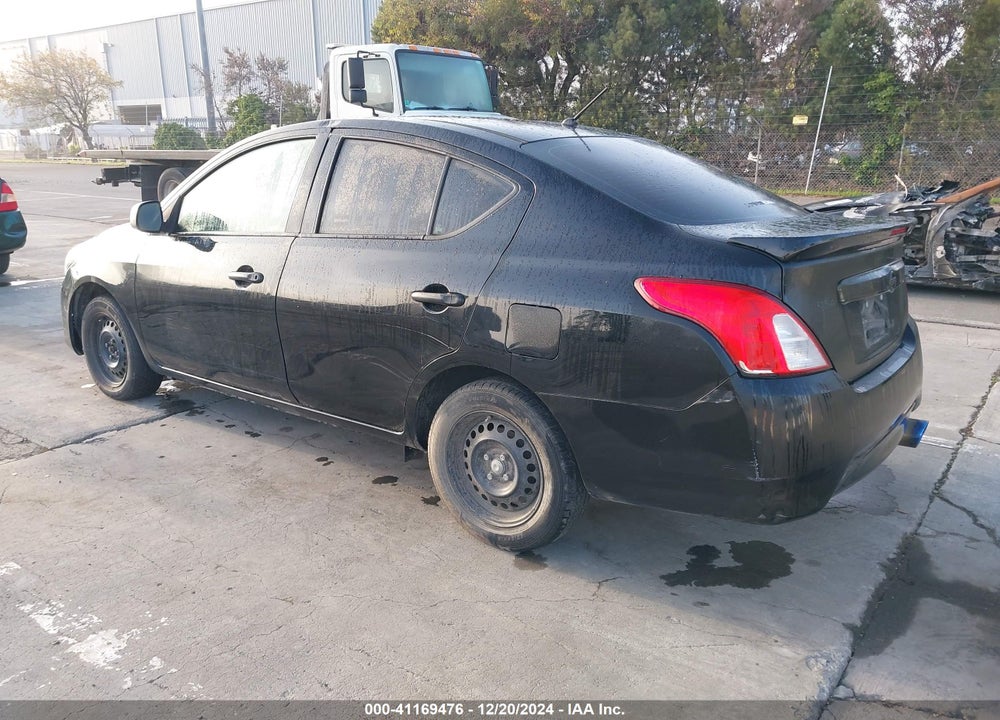 2015 NISSAN VERSA 1.6 S+ VIN: 3N1CN7AP1FL921497