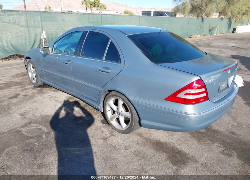 2005 MERCEDES-BENZ C 230 KOMPRESSOR SPORT VIN: WDBRF40J65F576877