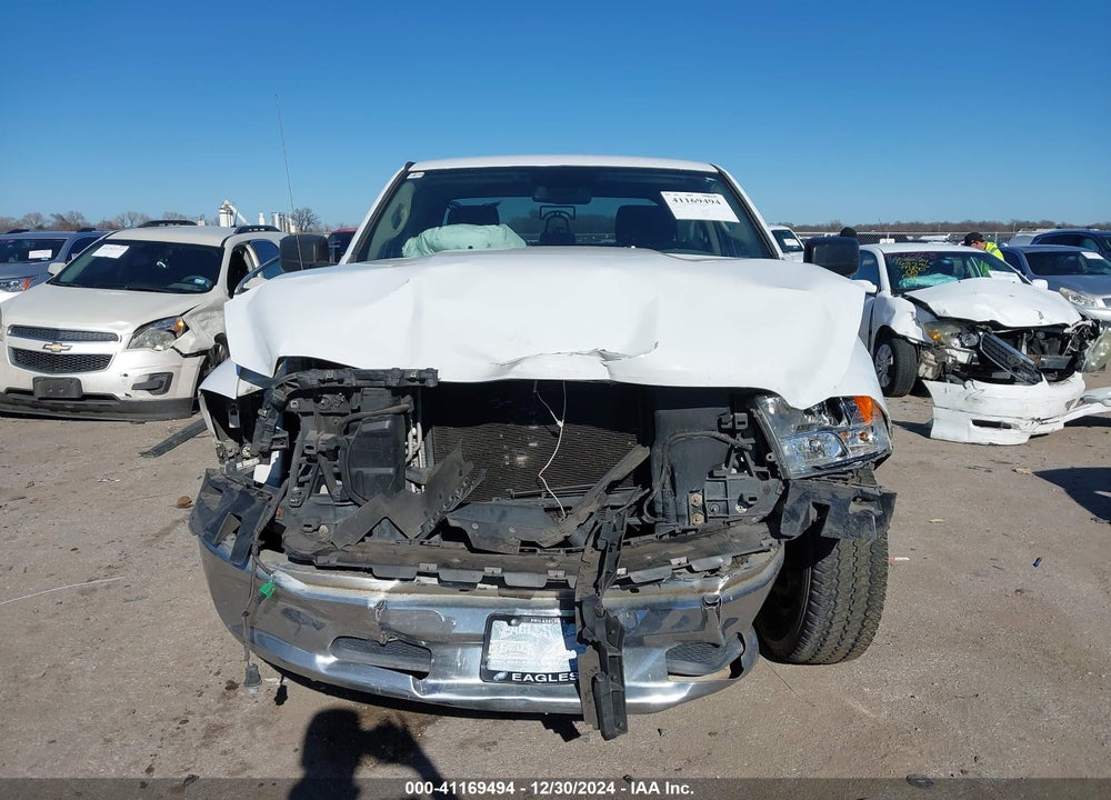 2014 RAM 1500 VIN: 1C6RR6FG5ES121520